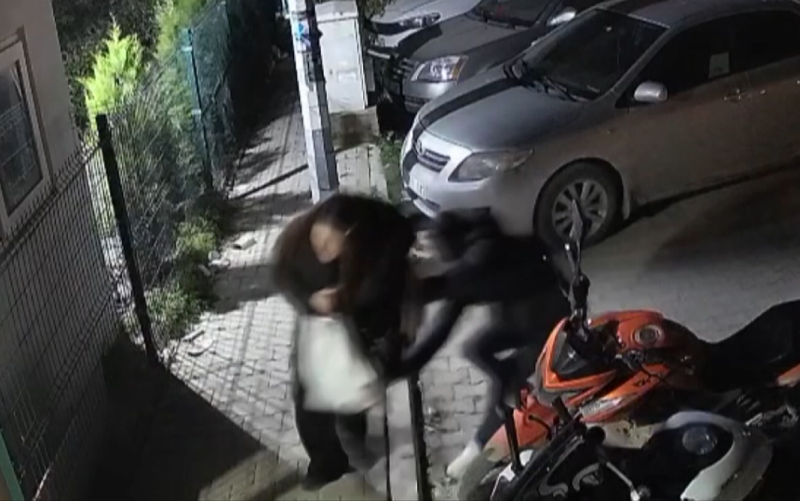 İzmir'de Saplantılı Aşk: Genç Kadın Cinayetiyle Sarsıldı