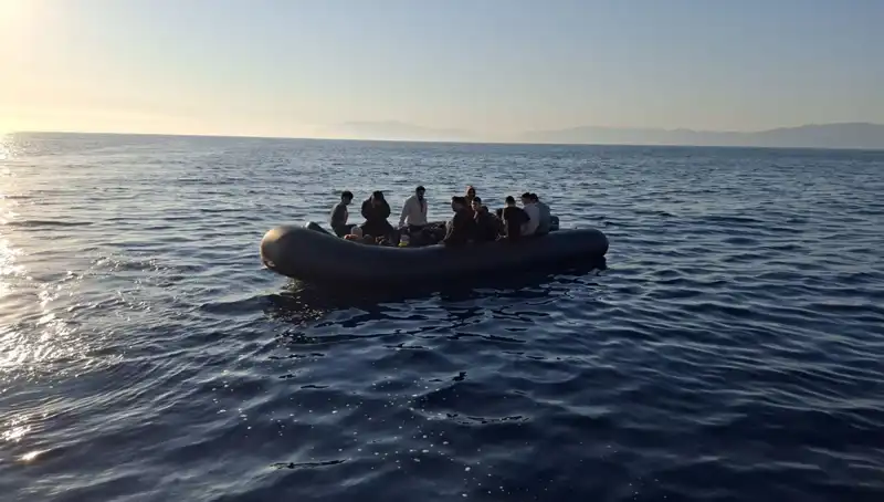 Ayvacık'ta Düzensiz Göçmen Kurtarma Operasyonu: 39 Hayat Kurtarıldı