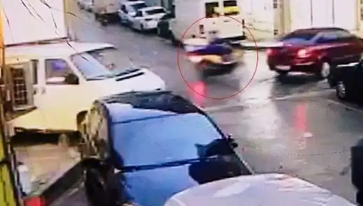 Ters Yöne Giden Araç Kazaya Neden Oldu: O Anlar Kamerada