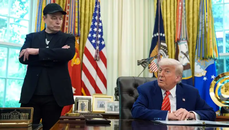 Trump’a Anket Şoku: Cumhuriyetçiler Elon Musk’ın Partisini Tercih Ediyor