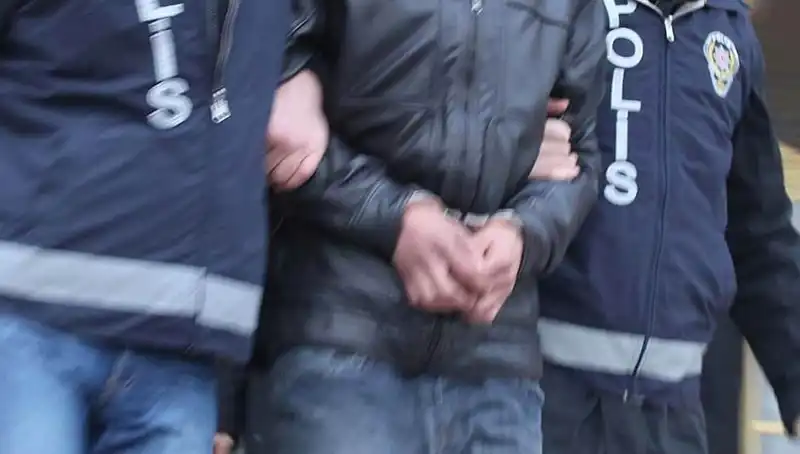 Konya'da Dolandırıcılık Operasyonu: 13 Şüpheli Tutuklandı, Detaylar Şok Edici!