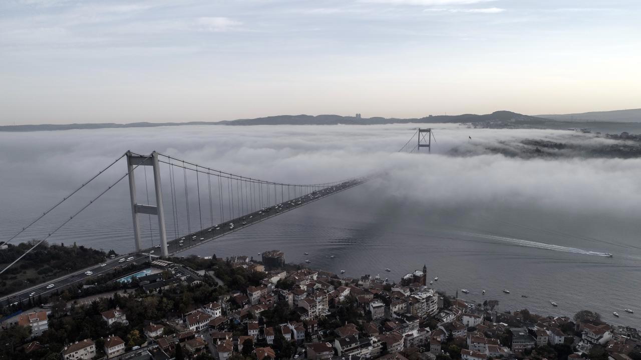 İstanbul Boğazı'nda Gemi Trafiği Kapatıldı