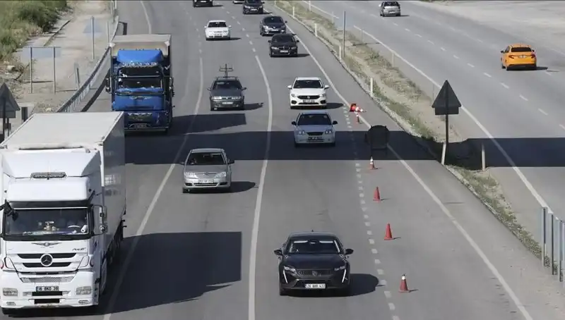 Ankara'da Ağır Tonajlı Araçlar İçin Çıkış Kısıtlaması Uygulanmaya Başlandı