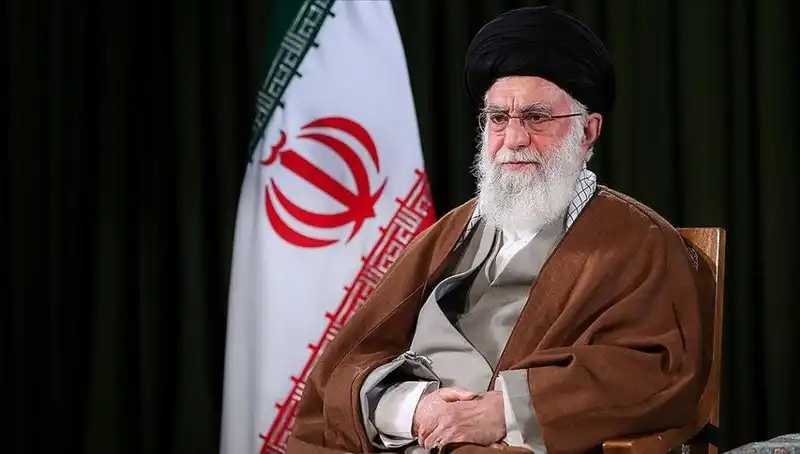 Hamaney'den Çarpıcı Açıklamalar: "İsrail Sert Bir Karşılık Alacak"