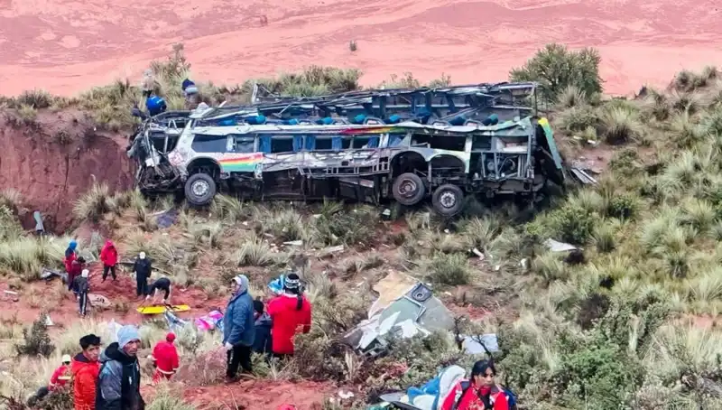 Otobüs Uçuruma Yuvarlandı: 31 Kişilik Trajik Kaza Detayları