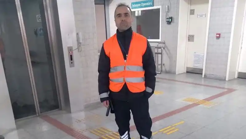 Trende Sigara İçen Kişi, Güvenlik Görevlisini Katletti!