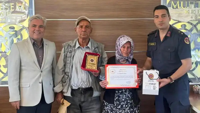 Tek Varlarını Jandarmaya Bağışlayan Ailenin Duygusal Hikayesi