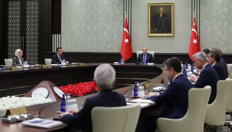 Kabine Üyelerinden Coşkulu 1 Mayıs Emek ve Dayanışma Günü Mesajları