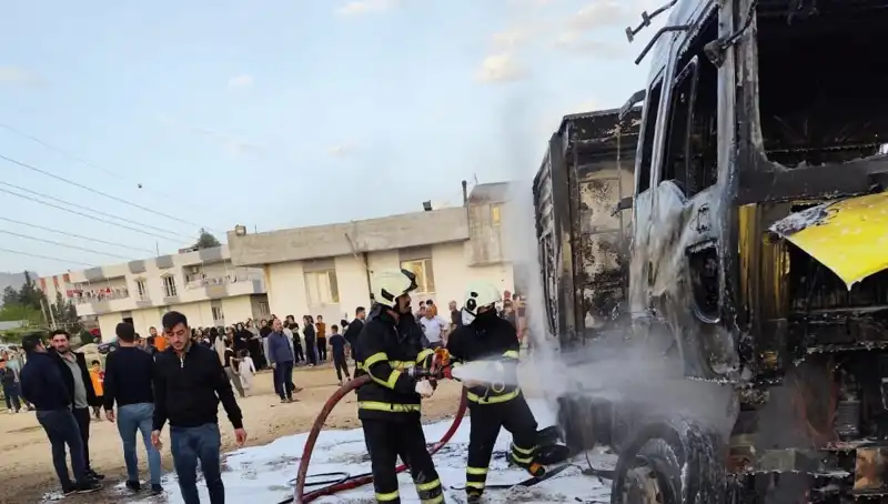 Park Halindeki İki TIR'da Korkutan Yangın: Olayın Ayrıntıları