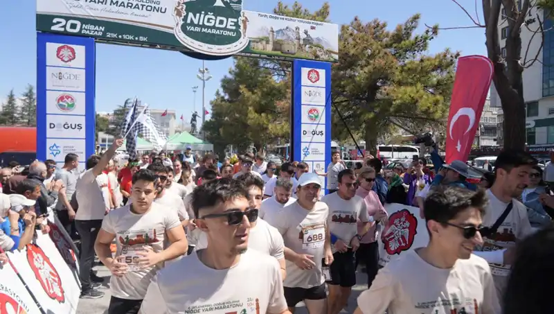Niğde Yarı Maratonu'nda 518 Sporcu Heyecan Dolu Anlar Yaşadı