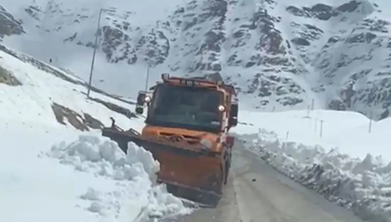 Kar Engeline Rağmen Yeniden Açıldı: 5 Aylık Kapalı Yolun Hikayesi