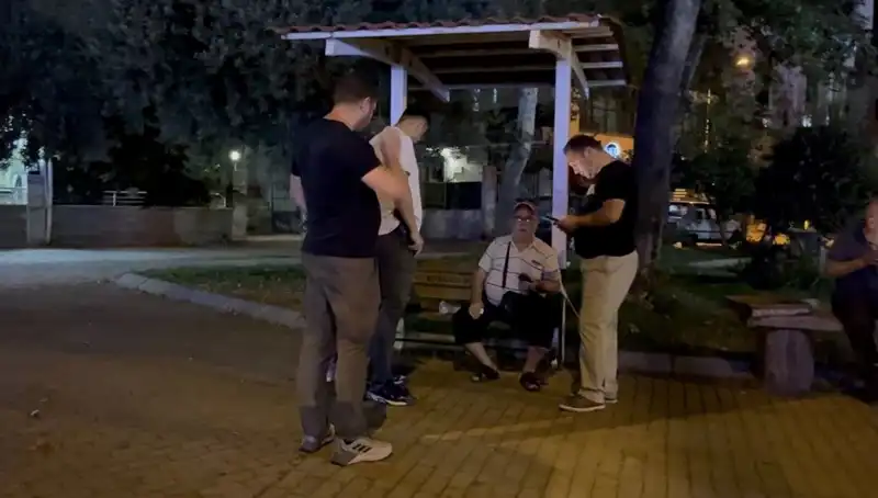 Görme Kaybı Olan Adamın Telefonunu Çalarak Skandal Yaratıldı