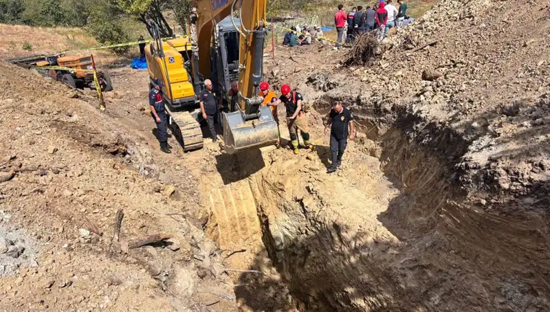 Manisa’da Havuz Kazısında Toprak Kayması: İki İşçi Hayatını Kaybetti