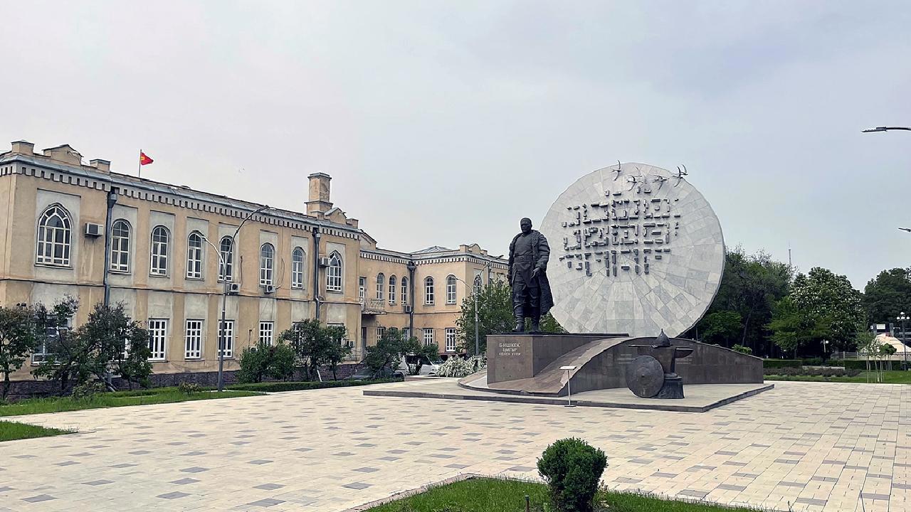 Kırgızistan'da FETÖ'ye ait okullar Maarif Vakfı'na devredildi