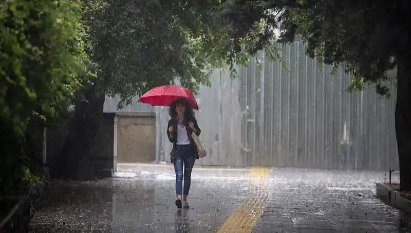 Meteoroloji 13 İlde Sağanak Yağış Uyarısı Yaptı, Hava Durumu Alarm Veriyor!
