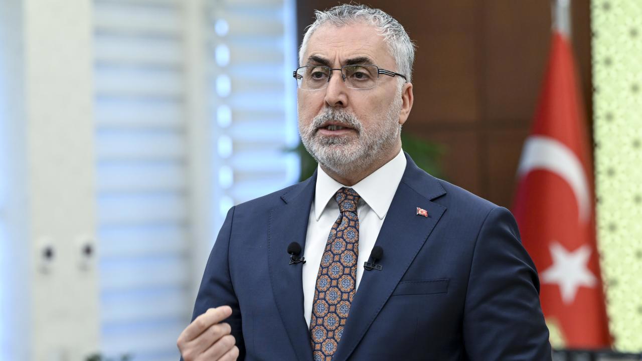 Bakan Işıkhan, Asgari Ücrette İyileştirme Yapılabilir