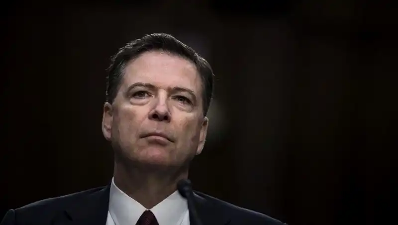 Eski FBI Şefinden Trump'a 4 Rakamla Şok Tehdit İddiası