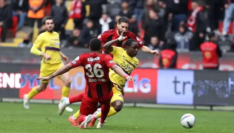 Milli Ara Sona Erdi: Süper Lig'de Heyecan Dolu Haftaya Hazır Müsabakalar