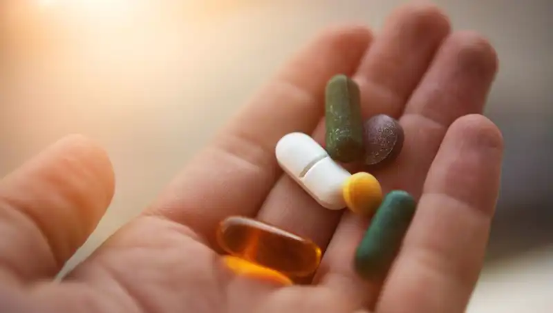 Vitamin Takviyeleri Hayati Tehlike Oluşturabilir: 2 Belirti ile Doktora Giden Hastanın Şok Tecrübesi