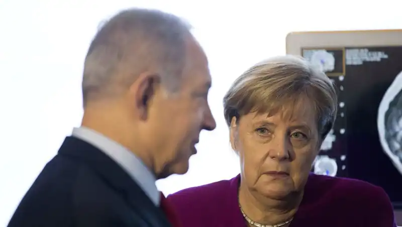 Yıllar Sonra Ortaya Çıkan Netanyahu-Başbakan Merkel İlişkisinin Sırları