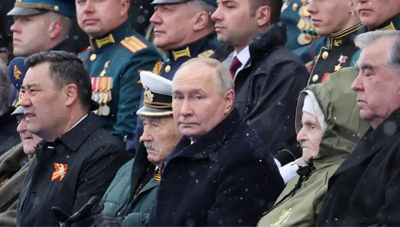 Rus Ordusu Büyüyor: Putin'den Tarihi Seferberlik Çağrısı