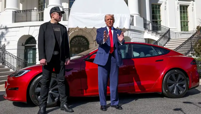 Tesla'ya Yönelik Saldırılara 20 Yıl Hapis Cezası: Yeni Yasa Tasarısı Meclisten Geçti