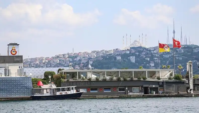 Galatasaray Adası'ndaki Miras Krizi: 2. Abdülhamid'in Varisleri Harekete Geçti