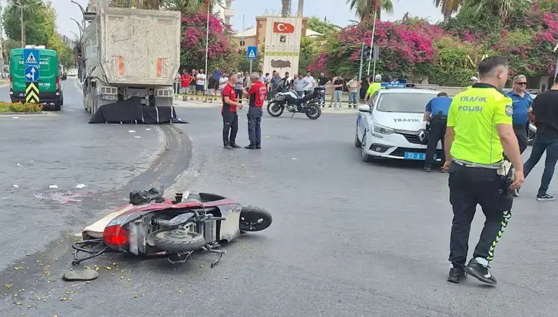 Mersin'de Korkunç Trafik Kazası: Bir Ölü, Bir Yaralı!