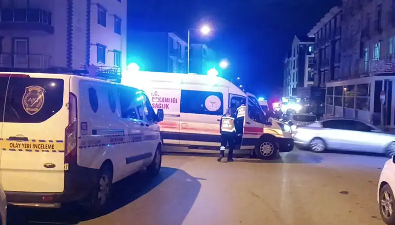 Kırıkkale'de Silahlı ve Bıçaklı Kavga: Canlı Yayında Kanlı Çatışma!