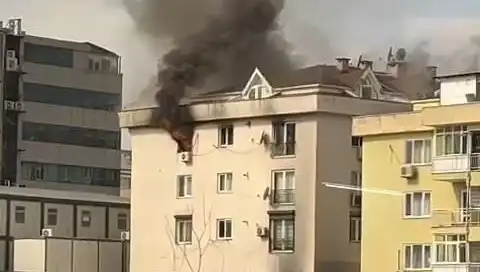 Mecidiyeköy'de Dört Katlı Binada Yangın Paniği: Olay Anında Yaşananlar