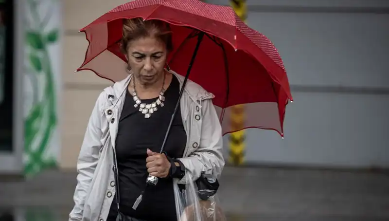 Ulusal Meteoroloji Kurumu’ndan Üç Bölgede Şiddetli Fırtına Uyarısı Geldi!