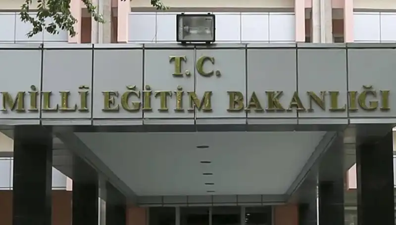 MEB'den Kritik Uyarı: Bakanlık Adı Kullanarak Dolandırıcılık Yapılıyor!