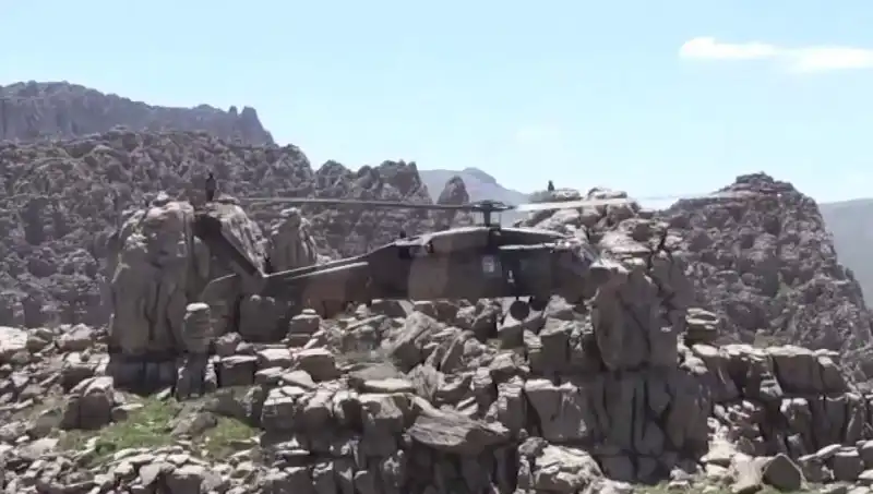 PKK'nın Silah Bırakma Süreci: Adımlar ve Beklentiler