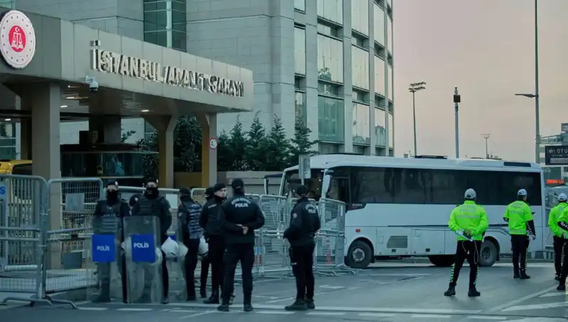 İstanbul'da İBB Operasyonunda Şaşırtan Gelişme: İş İnsanı Hakkında Yakalama Kararı Çıktı