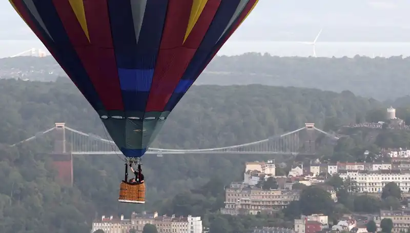 Hollanda'da Sıcak Hava Balonu Faciası: Yerde Kalanlar ve Soru İşaretleri