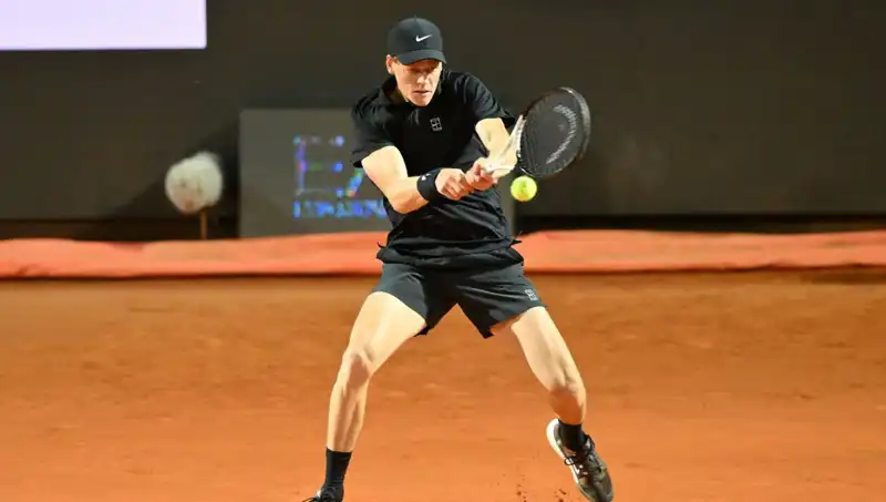 İtalya Açık Tenis Turnuvası Finali: Kimin Yüzü Gülüyor?