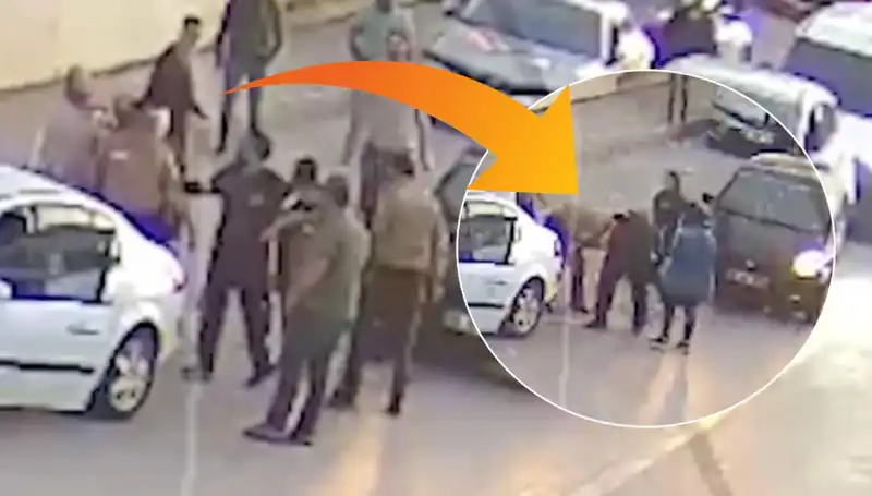 Annenin Trafik Panik Anında Çocuklarına Yardım İhtiyacı Doğdu