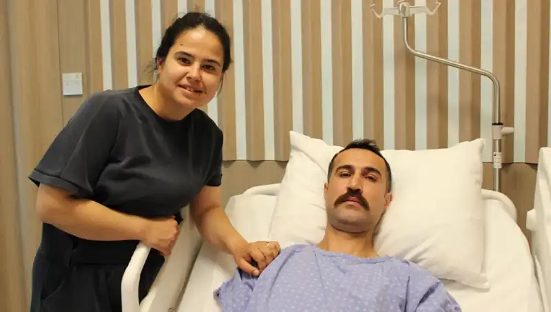 32 Yaşında Mide Kanaması Zannı: Kalın Bağırsak Kanseri Şoku!