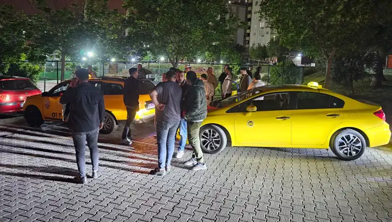 Adana'da Korsan Taksi Tartışması: Taksiciden Jandarmaya Giden Şok İhbar!