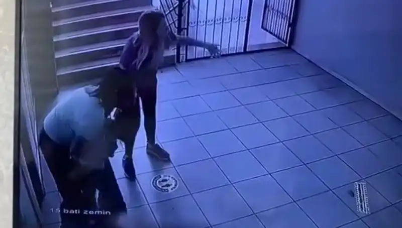 Öğretmenin Haftasonu Eğitiminde Yapılan Heimlich Manevrası Hayat Kurtardı