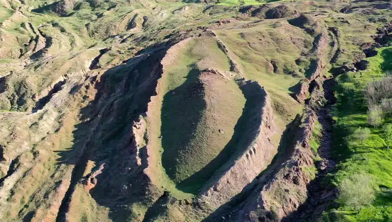 Nuh'un Gemisi Bulundu mu? Türkiye'de Heyecan Verici Kazı Planları Açıklandı
