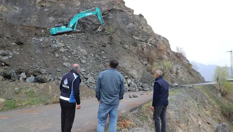 Hakkari’de Kaya Düşmelerine Karşı Alınan Önlemler: Güvenli Gelecek İçin Adımlar