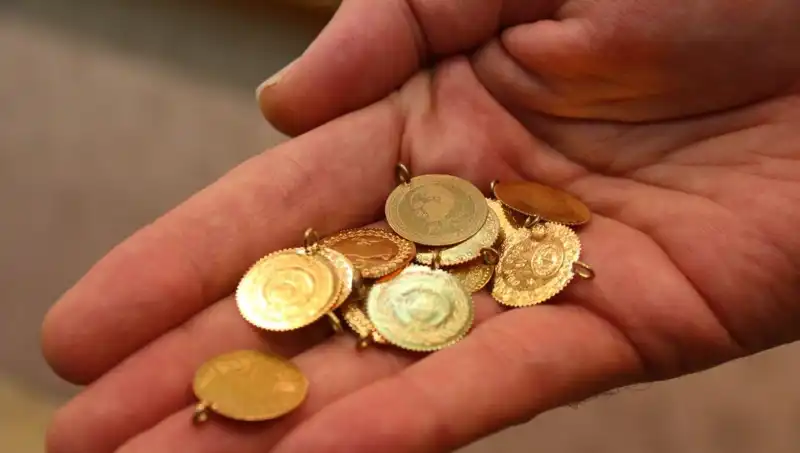 30 Nisan 2023: Canlı Altın Fiyatları ile Altın Yatırımcılarını Bekleyen Şok Gelişmeler