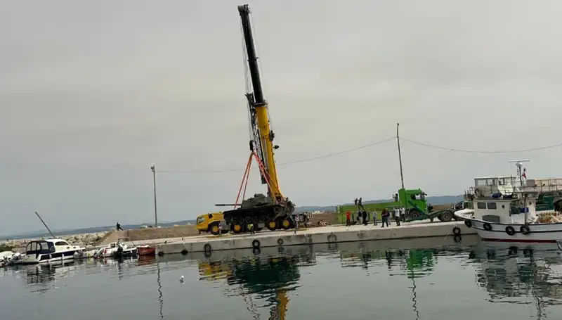 Saros Körfezi'nde Tank Batırma Operasyonu: Çevresel Etkiler ve Tepkiler