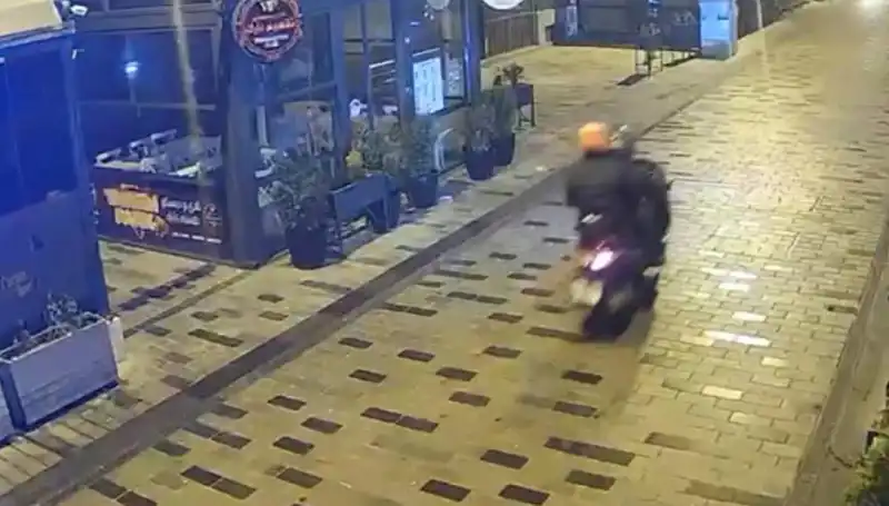 Gece Kulübünde Haraç Saldırısı: Torpil ve Silah Kullanımı Yaşandı!