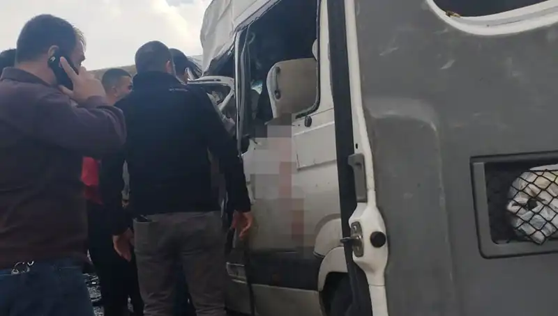 Van'daki Feci Kazada 6 Kişi Hayatını Kaybetti, 8 Yaralı