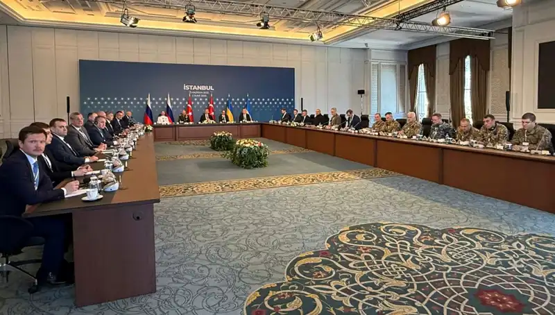 İstanbul'da İkinci Barış Zirvesi: Putin ve Trump'ın İlişkisi Derinlemesine İncelendi