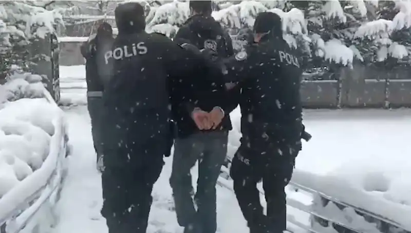Milyonluk Hırsızlık Olayında 6 Kişi Tutuklandı: Polisi Harekete Geçiren İpuçları