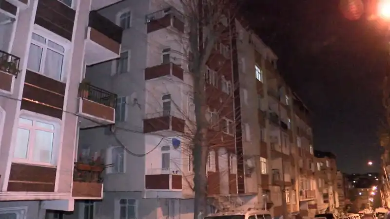 Altı Katlı Apartmanda Panik: Kolonlardan Gelen Sesler Mahalleyi Sarsmaya Neden Oldu