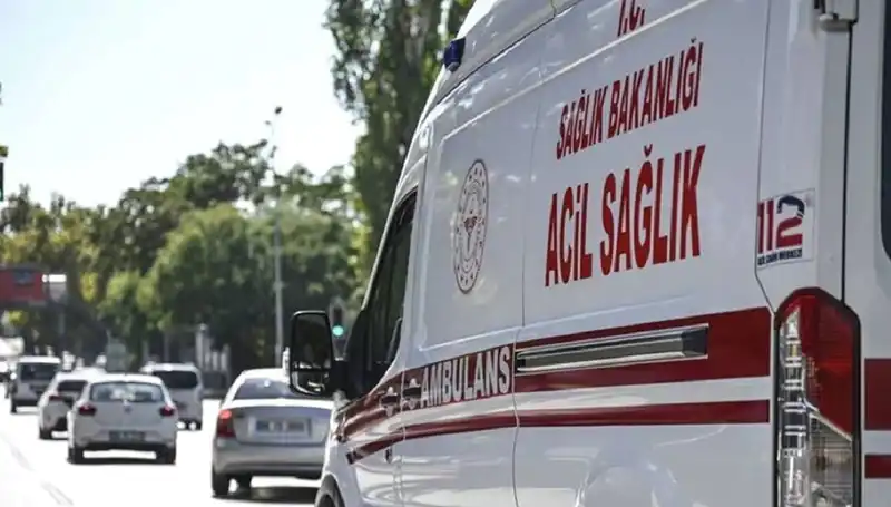 Bir Apartman Komedyası: Böcek İçin Mangalda Pul Biber Yaktı, Tahliye Oldu!